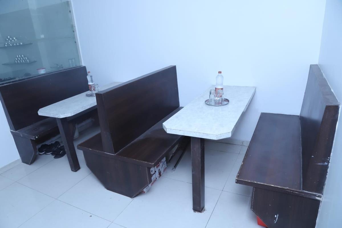 Hotel Kewal Inn Jalgaon Exterior foto